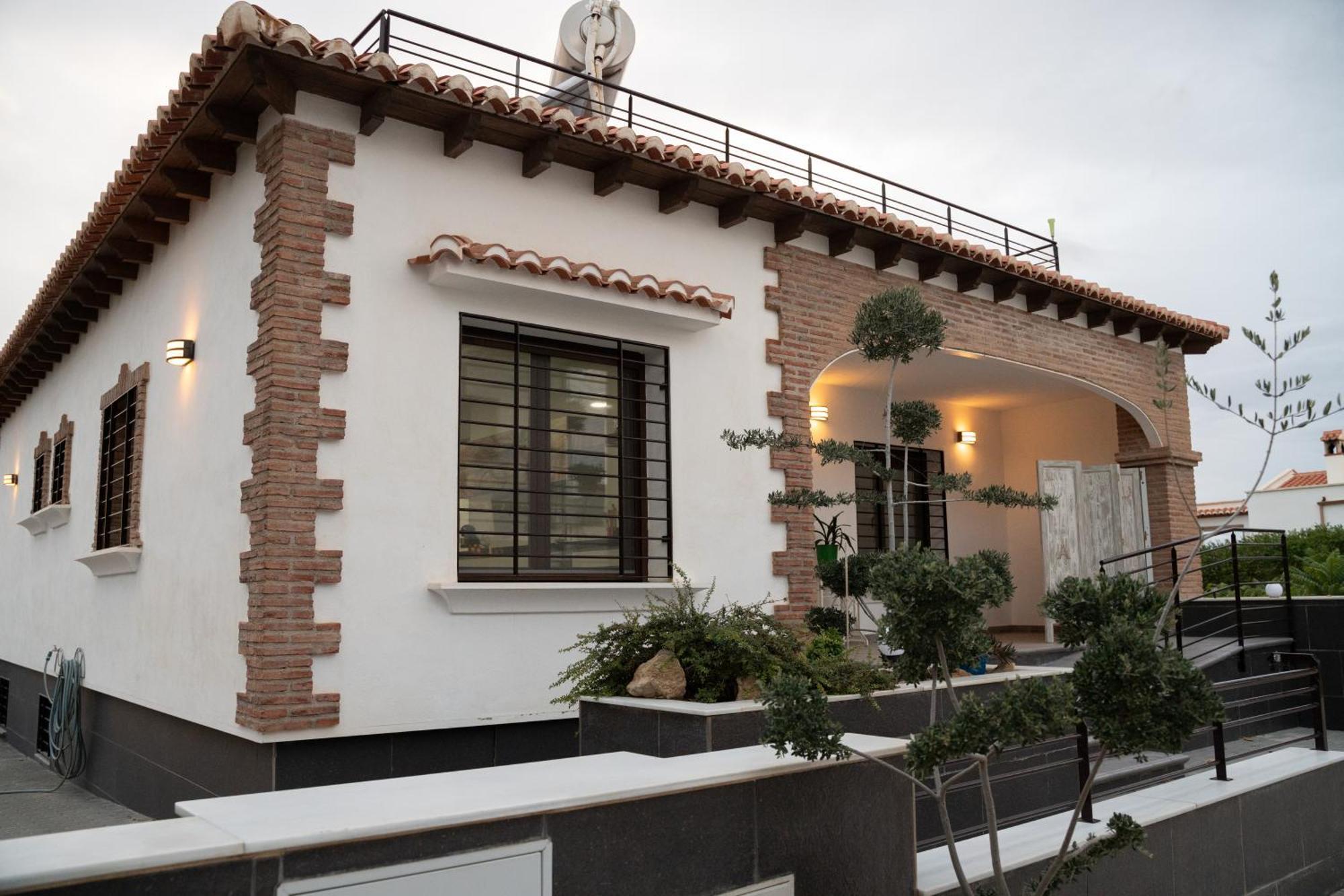 Casa El Nacimiento Villa กวาดิกซ์ ภายนอก รูปภาพ